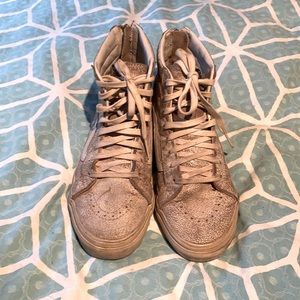 Vans Sk8-Hi White/Gray distressed leather